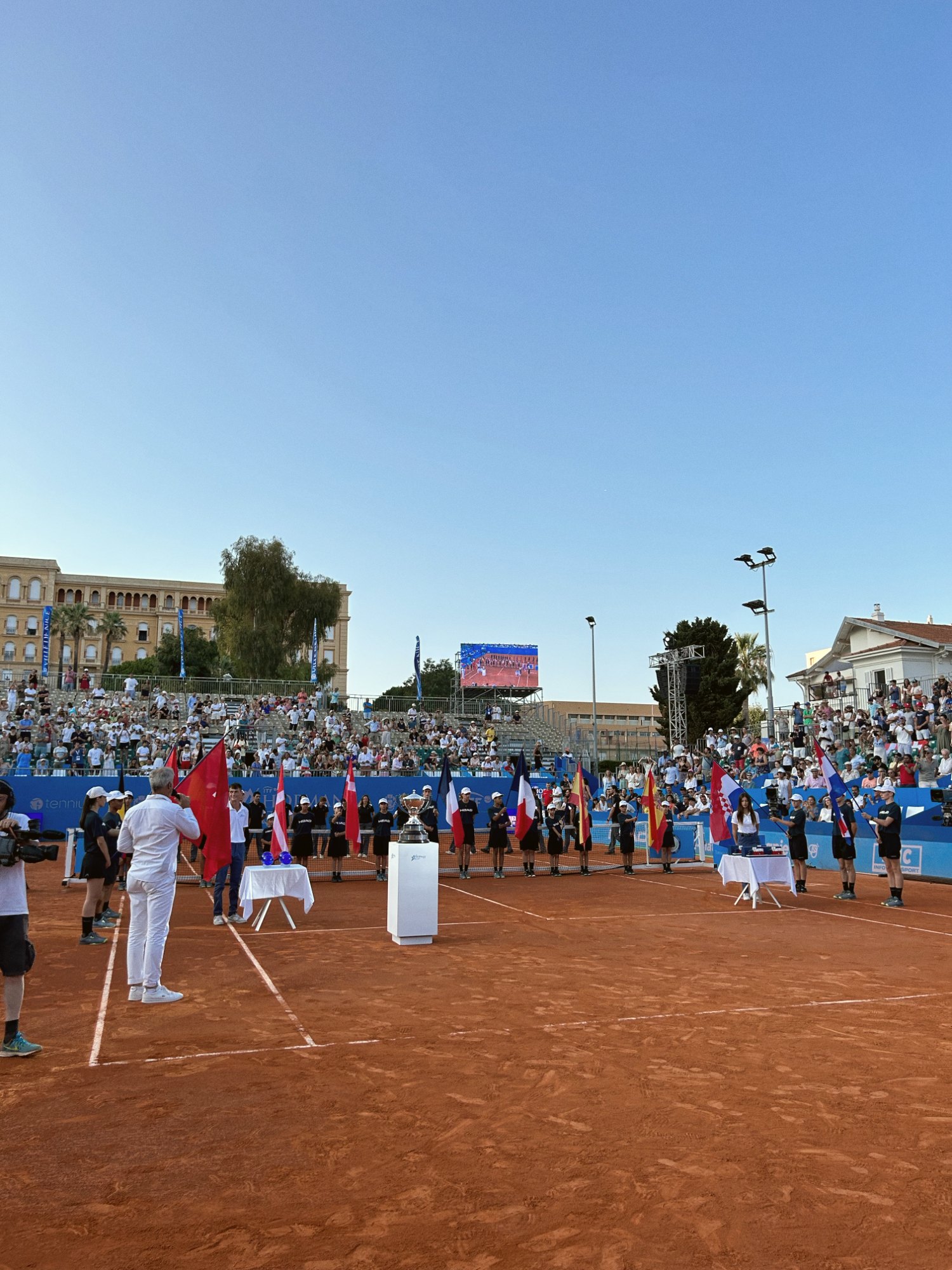 Nice Lawn Tennis Club trophy ceremony